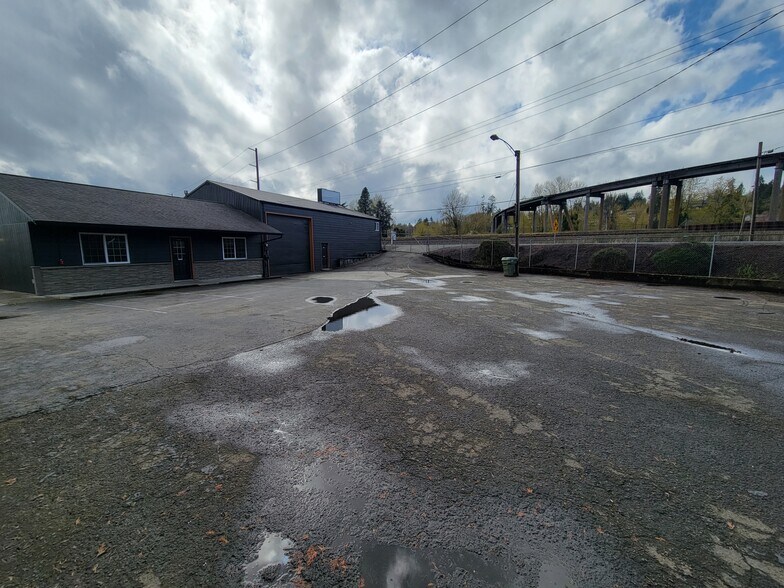 More Photos Of 102 Sales Barn Rd, Kelso Warehouse For Sale