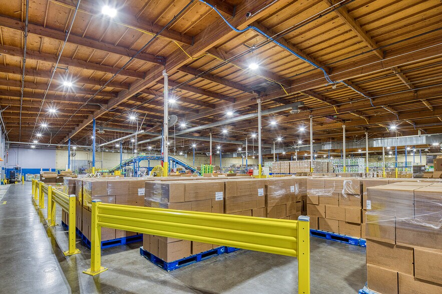 More Photos Of 2500 Huntington Dr, Fairfield Manufacturing For Sale