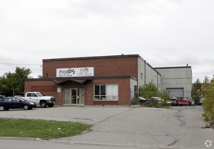 Primary Photo Of 140 Doughton Rd, Vaughan Service For Lease