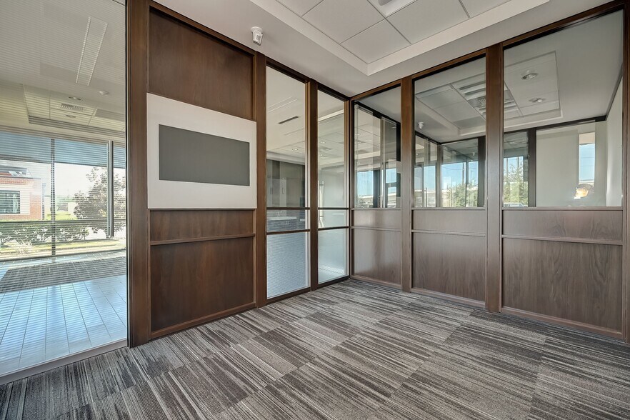 More Photos Of 310 Highway 6, Sugar Land Storefront Retail Office For Lease