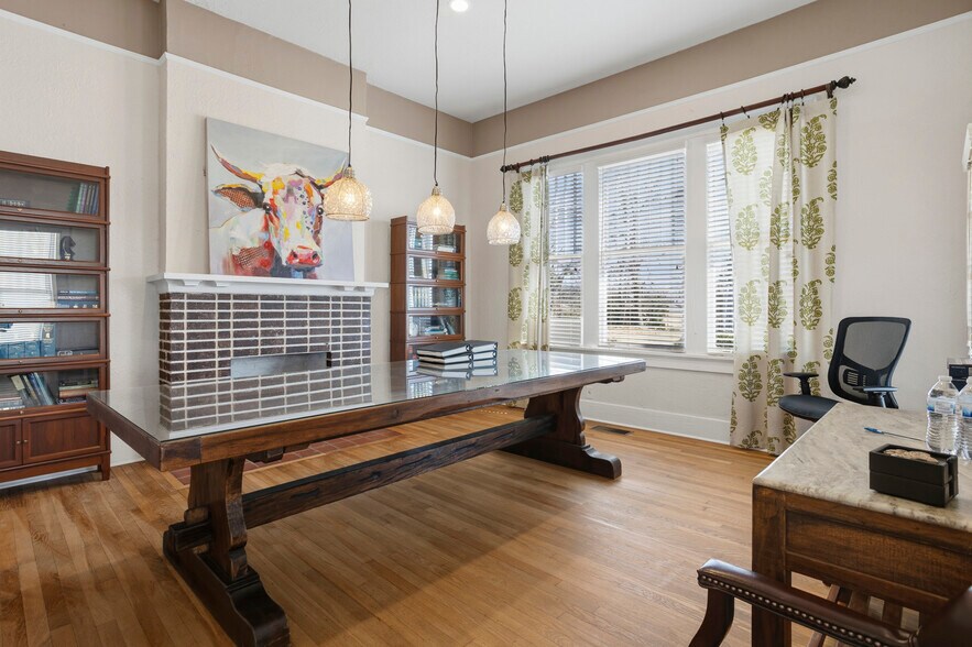 More Photos Of 629 Jefferson St, Jackson Office For Sale
