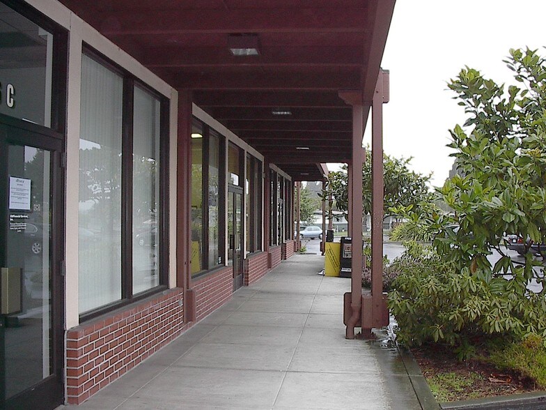 More Photos Of 800 W Harris St, Eureka Unknown For Lease