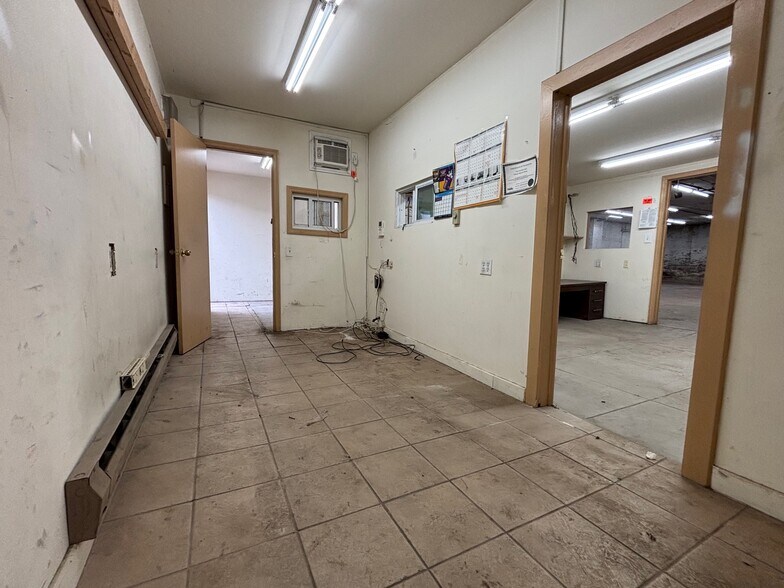 More Photos Of 191 Clifton Pl, Brooklyn Industrial For Lease