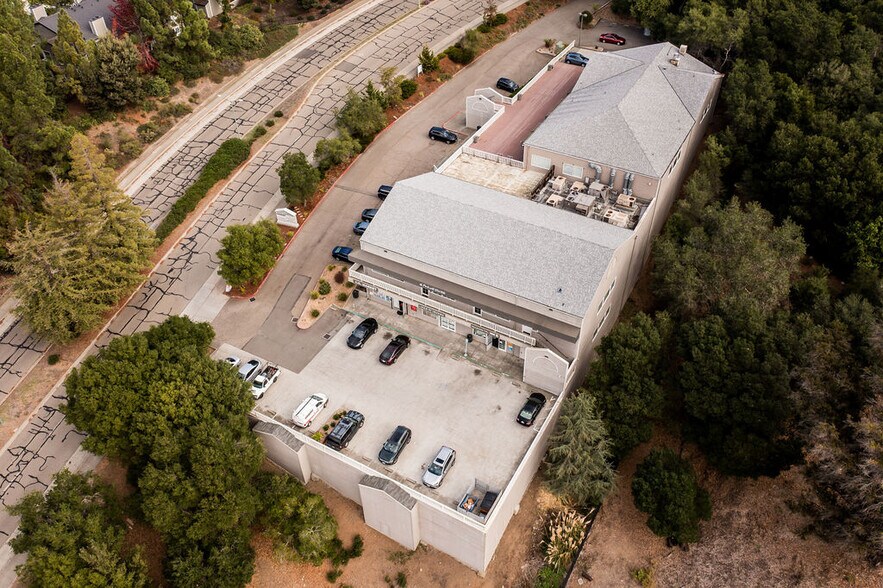 More Photos Of 4400 Keller Ave, Oakland Freestanding For Sale