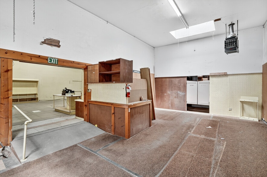 More Photos Of 360-362 Central Ave, Fillmore Storefront For Sale