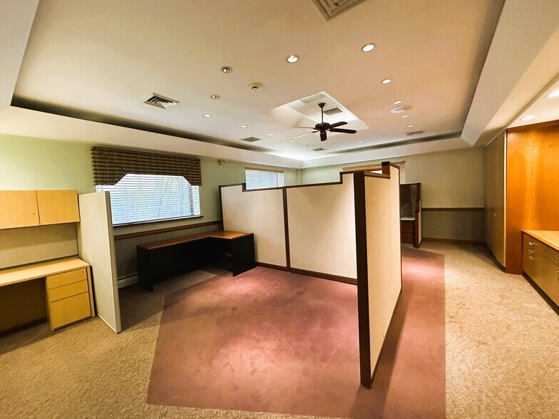 More Photos Of 120 Sunrise Ave, Honesdale Medical For Lease