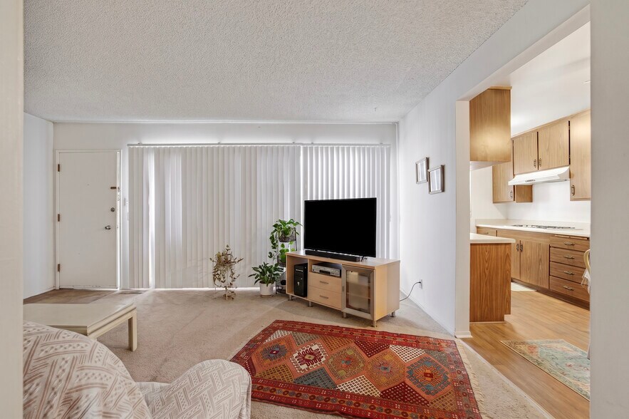 More Photos Of 3444 Emerald St, Torrance Apartments For Sale