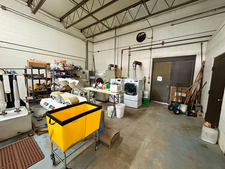 More Photos Of 1681 Benzie Hwy, Benzonia Convenience Store For Sale