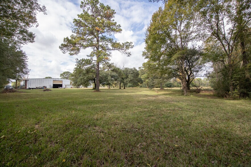 More Photos Of 4421 Theiss Rd, Humble Warehouse For Sale