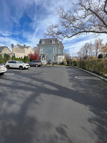 More Photos Of 286 Broad St, Red Bank Office For Sale