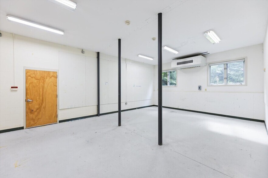 More Photos Of 457 Route 123, Sharon Freestanding For Lease