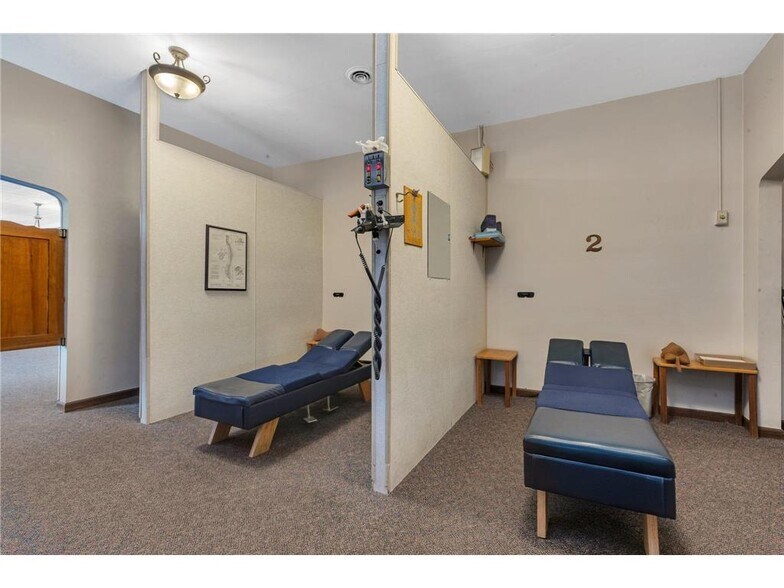 More Photos Of 437 33rd Ave N, Saint Cloud Office For Sale