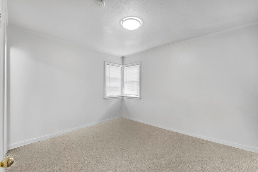 More Photos Of 601 Grand Canyon Blvd, Reno Apartments For Sale