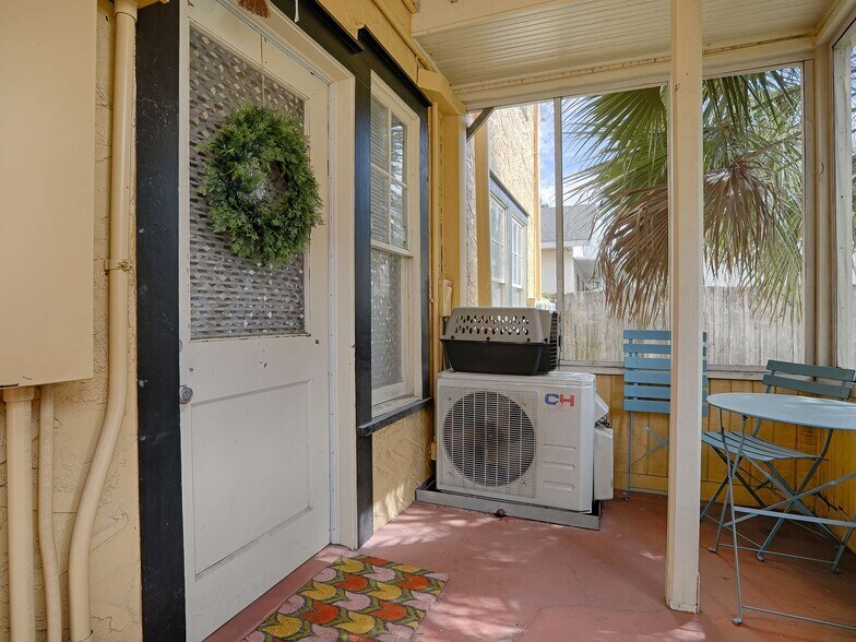 More Photos Of 426 E Citrus Ave, Eustis Apartments For Sale