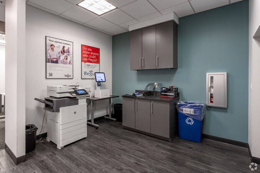 More Photos Of 2355 Highway 36 W, Roseville Coworking Space