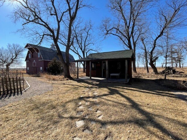 More Photos Of 14152 Highway K64, Whiting Specialty For Sale