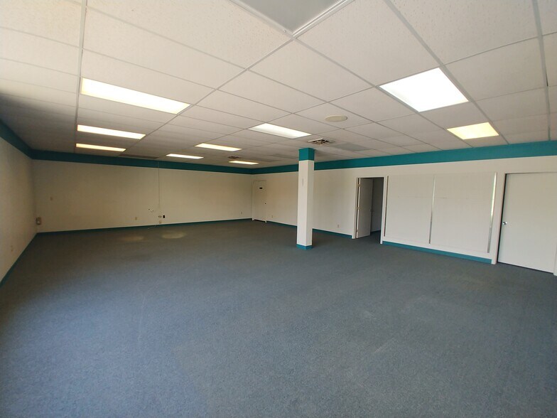 More Photos Of 150 Millwood St, Caro Medical For Lease