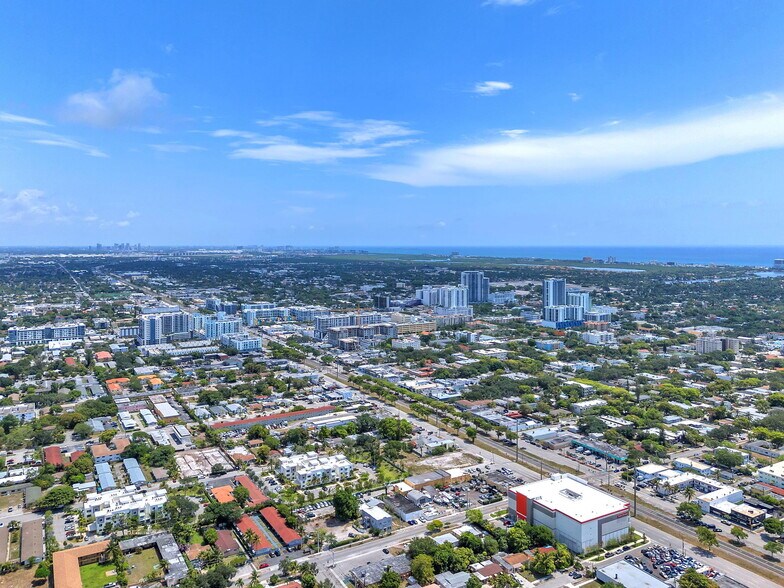 More Photos Of 2135-2237 Washington St, Hollywood Apartments For Sale