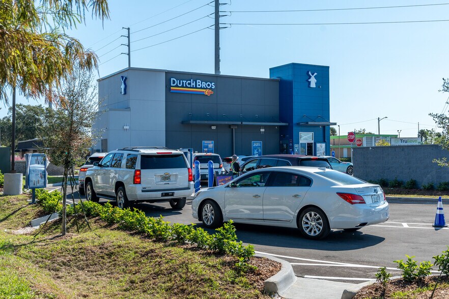 More Photos Of 2880 S Bay St, Eustis Fast Food For Sale