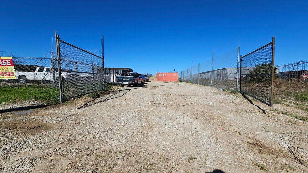 More Photos Of 5519 Addicks Satsuma Rd, Houston Land For Lease