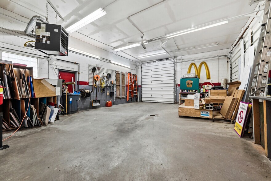 More Photos Of 508 Rodi Rd, Pittsburgh Flex For Sale