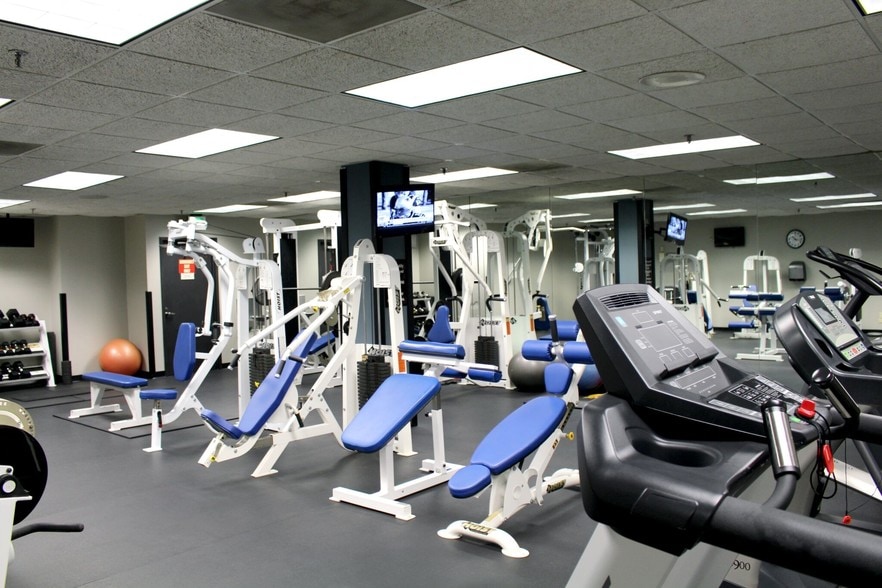 More Photos Of 900 Ashwood Pky, Atlanta Office For Lease