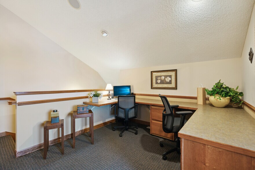 More Photos Of 11210-11214 86th Ave N, Maple Grove Office For Sale