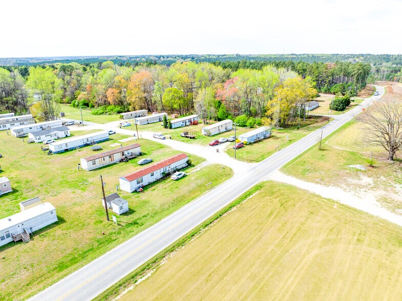 More Photos Of 2225 Chalybeate Springs Dr, Fuquay Varina Manufactured Housing Mobile Home Park For Sale