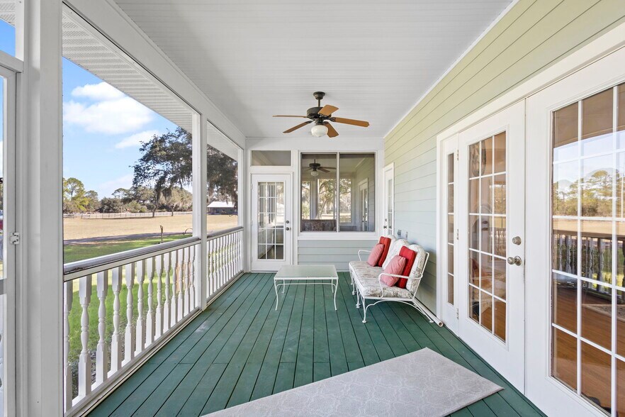 More Photos Of 42554 Maggie Jones Rd, Paisley Horse Stables For Sale