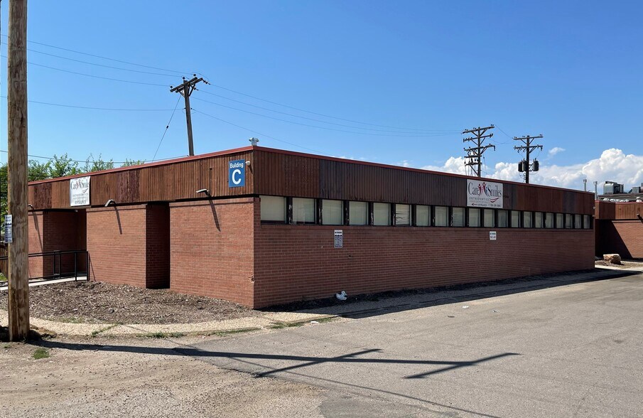 More Photos Of 1930 S Federal Blvd, Denver Medical For Sale