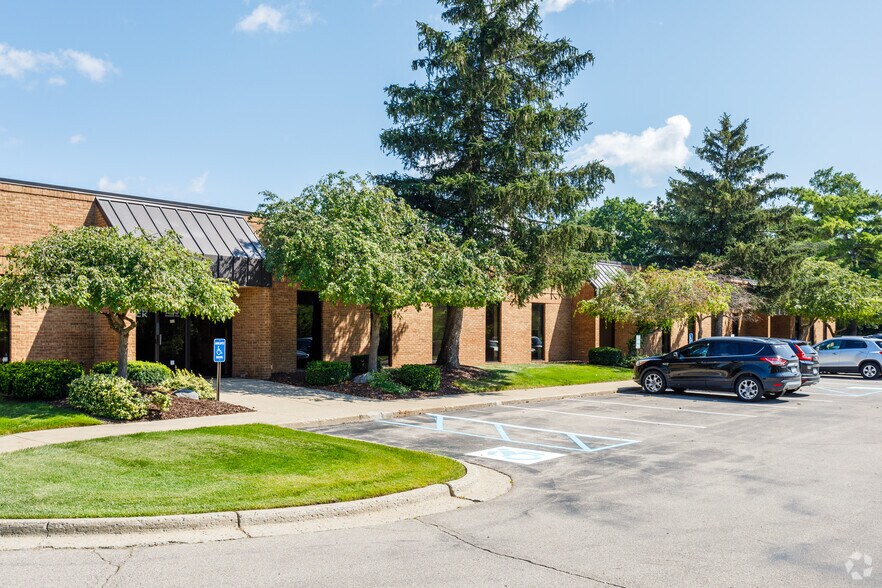 More Photos Of 1500-1595 Eisenhower Pl, Ann Arbor Research And Development For Lease