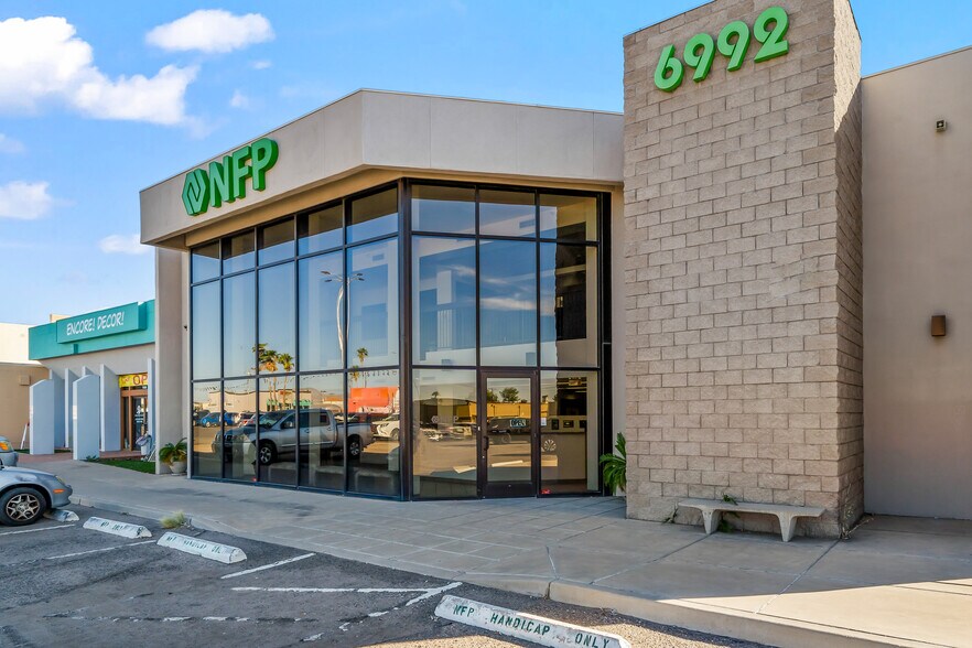 More Photos Of 6992 E Broadway Blvd, Tucson Office For Sale