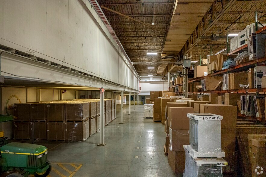 More Photos Of 103 Wynn Dr, Huntsville Warehouse For Lease