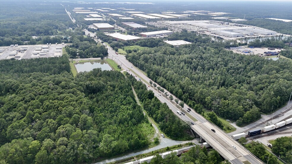 More Photos Of 2505 Imeson Rd, Jacksonville Land For Sale