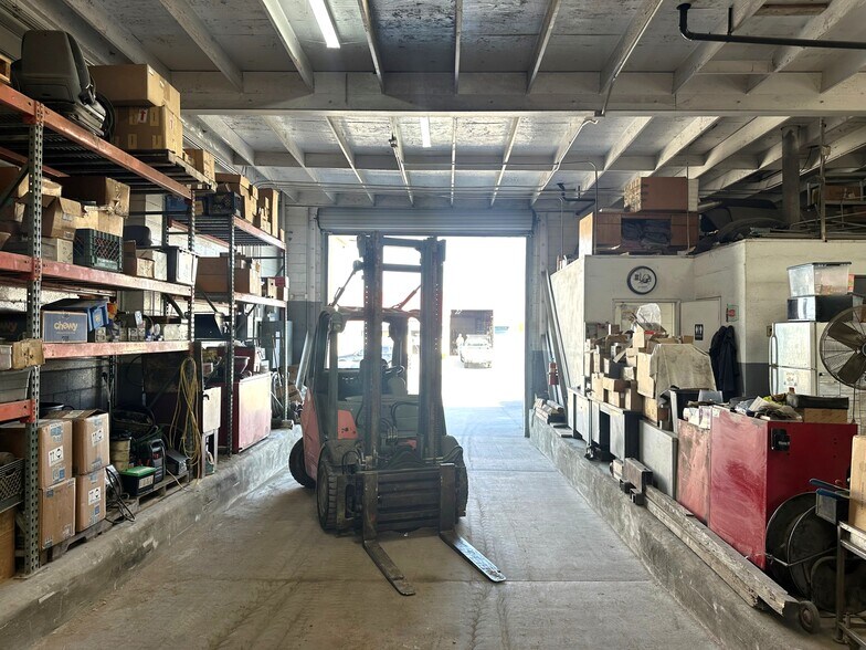 More Photos Of 518 Robert Ave, Santa Clara Service For Sale