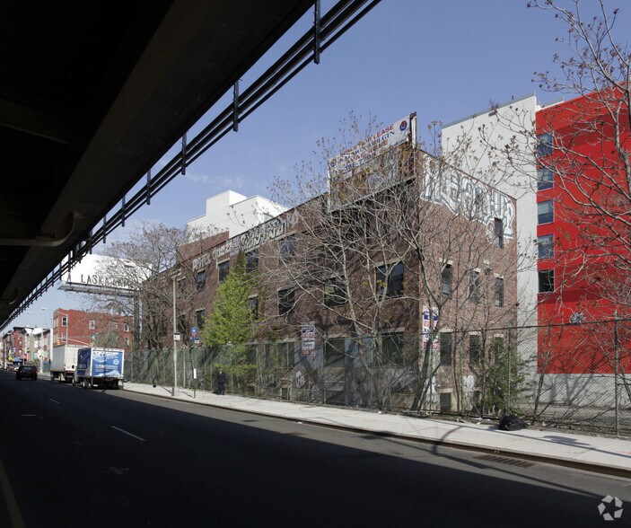 Primary Photo Of 205 Park Ave, Brooklyn Freestanding For Lease