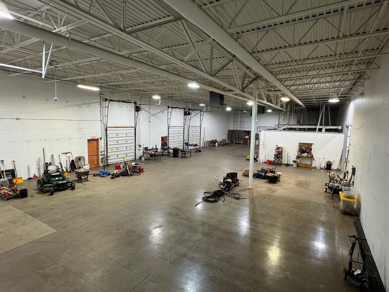More Photos Of 21600 Miles Rd, North Randall Flex For Lease