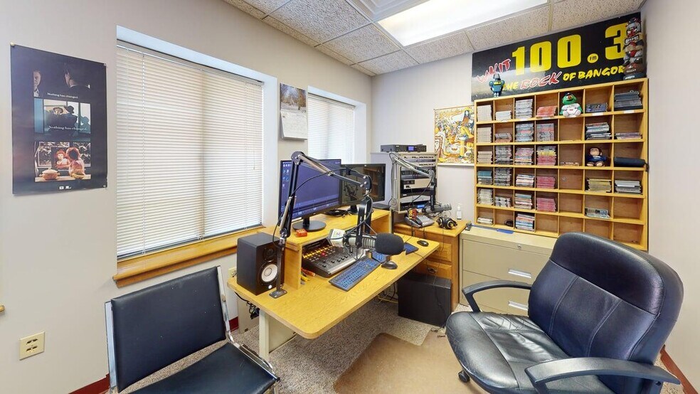 More Photos Of 115 Franklin St, Bangor Office For Sale