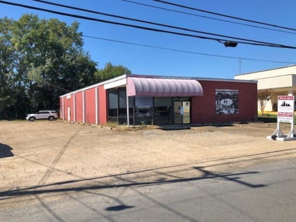 Primary Photo Of 124 Jefferson St, Mansfield Office For Sale