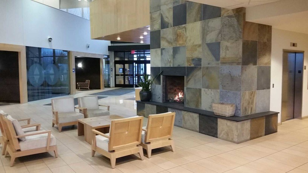 More Photos Of 9800 N 59th Ave, Plymouth Office For Lease