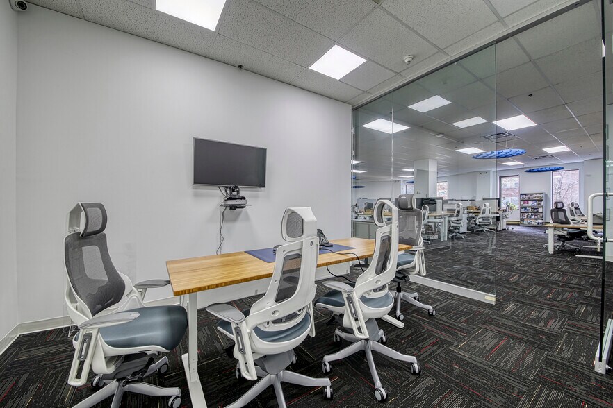 More Photos Of 1111 Rue Saint-Urbain, Montréal Office For Sale