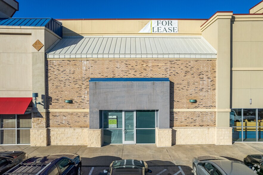 More Photos Of 3907-4025 W Airport Fwy, Irving Unknown For Lease