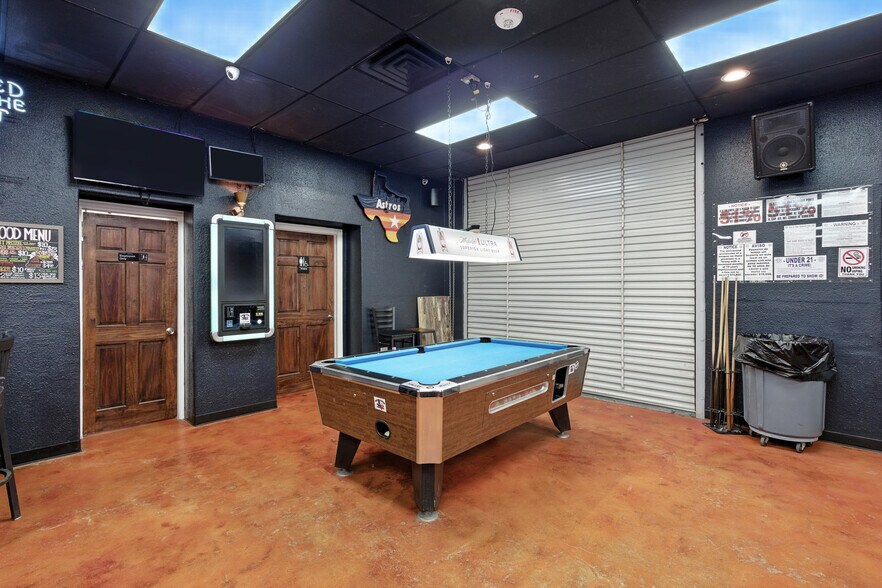 More Photos Of 13213 Fm 2100 Rd, Crosby Restaurant For Sale