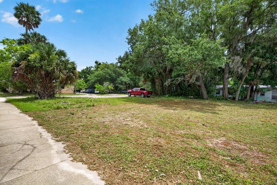 More Photos Of 1321 St Johns Ave, Palatka Service For Sale