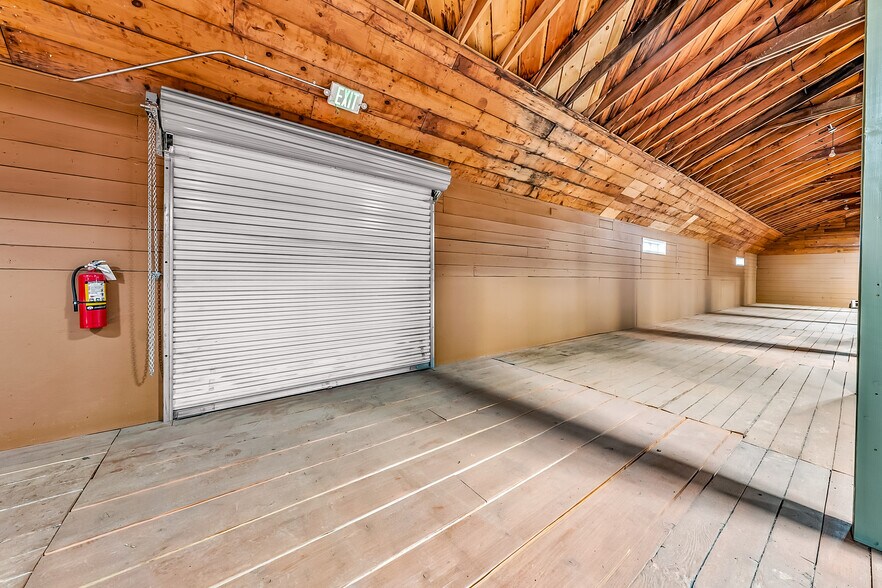 More Photos Of 8211 15th St, Medford Warehouse For Sale