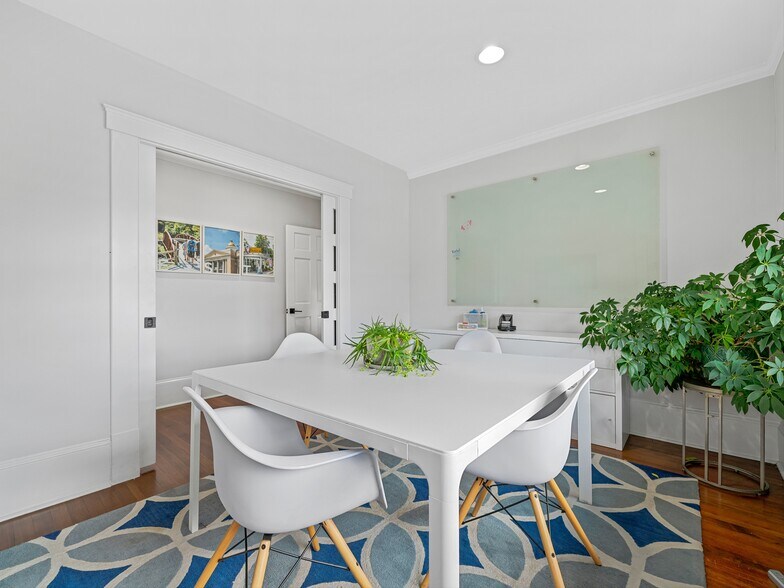 More Photos Of 339 Merrimon Ave, Asheville Office For Sale
