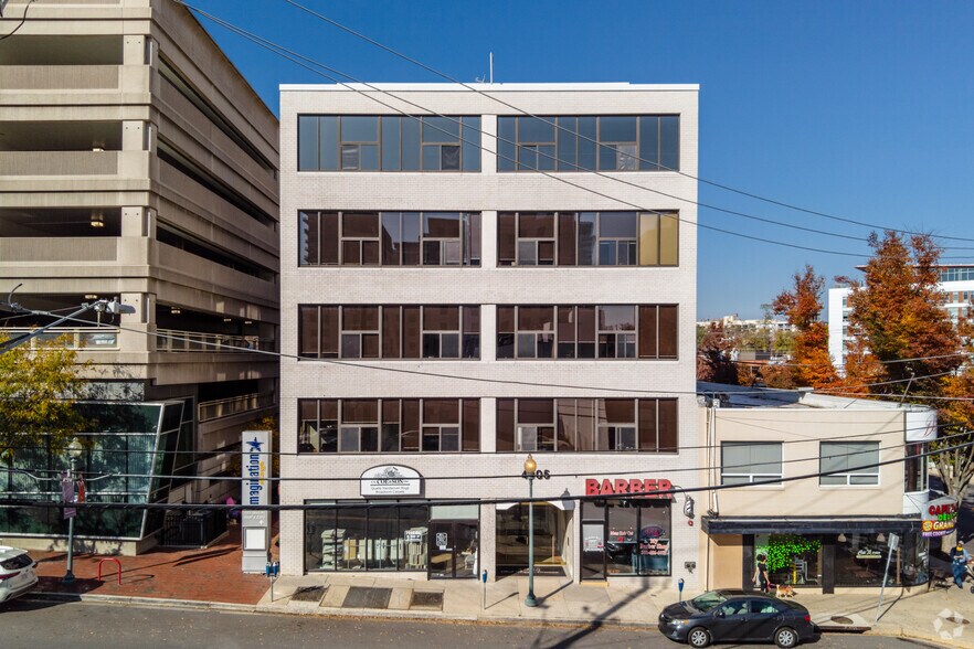 More Photos Of 4905 Del Ray Ave, Bethesda Office For Lease