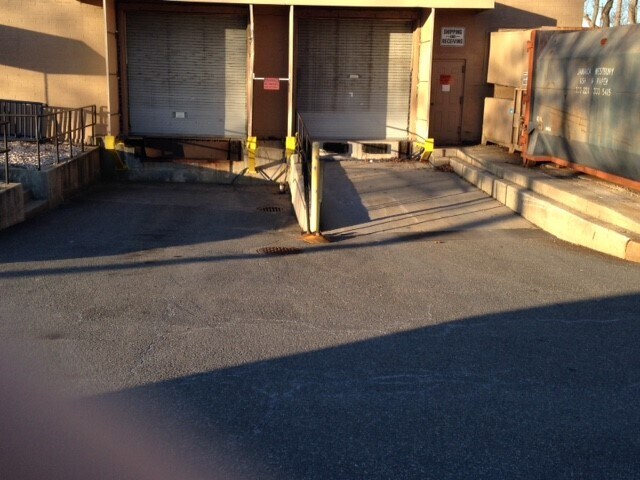 More Photos Of 780 Park Ave, Huntington Manufacturing For Lease