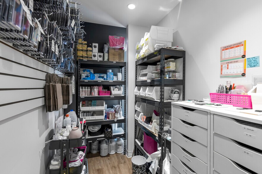 More Photos Of 50 St Thomas St, St. Albert Apartments For Sale