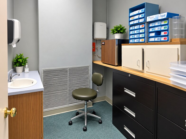 More Photos Of 49 Ridgedale Ave, East Hanover Office For Sale